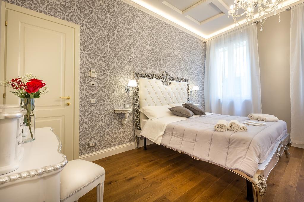 Relais Twelve B&B Florenţa Exterior foto